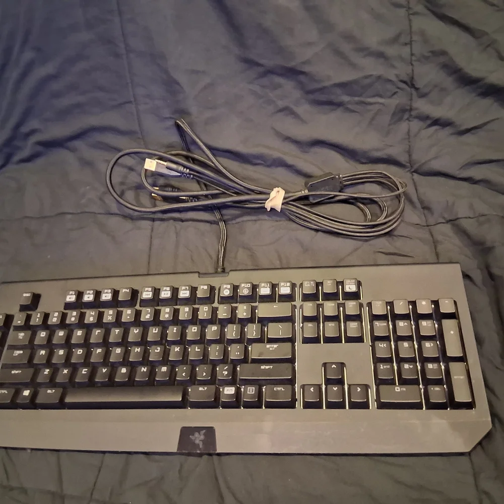 Razer BlackWidow Chroma: Clicky RGB Mechanical Gaming Keyboard
